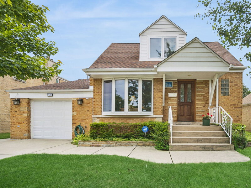 6647 N Crawford Avenue Lincolnwood IL 60712