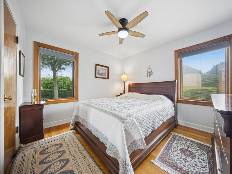 6647 N Crawford Avenue Lincolnwood IL 60712