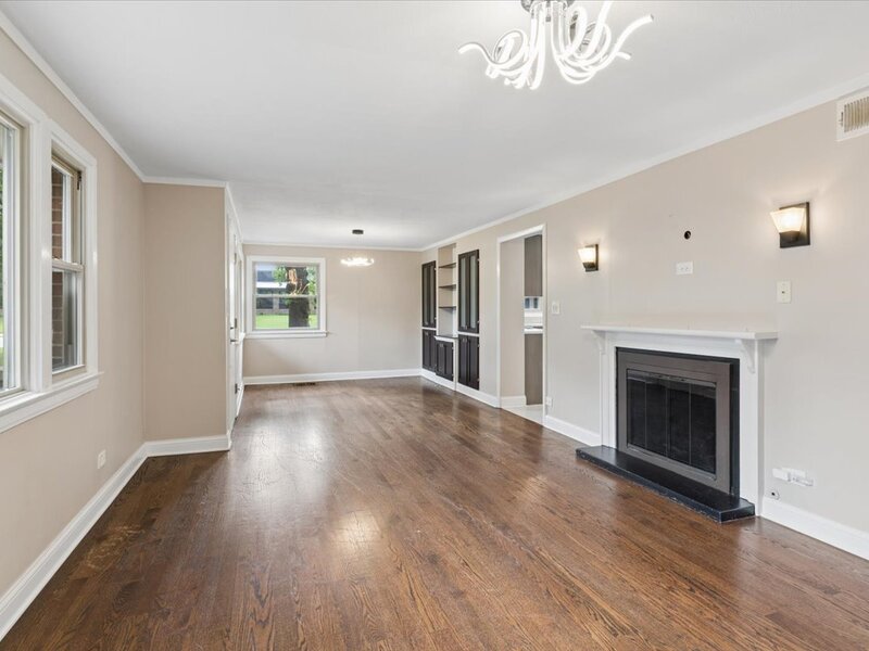 2392 Manor Lane Park Ridge IL 60068