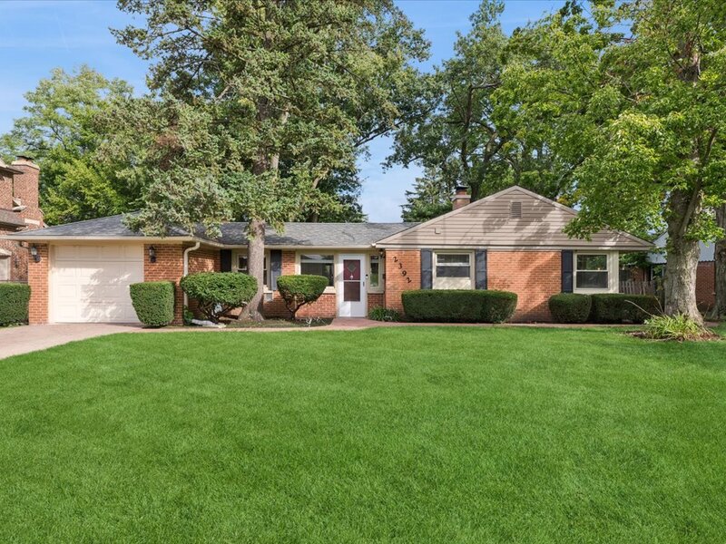 2392 Manor Lane Park Ridge IL 60068