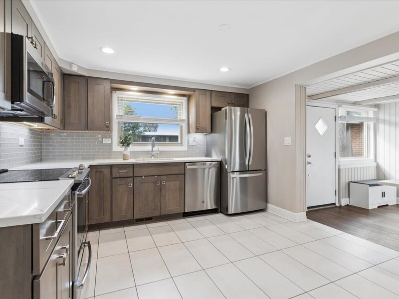 2392 Manor Lane Park Ridge IL 60068