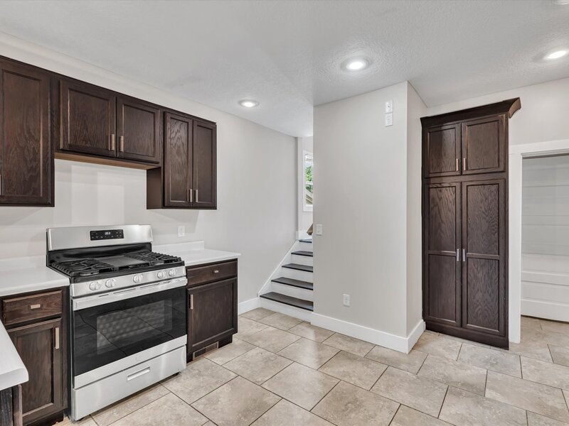 737 Grant Street Bettendorf IA 52722