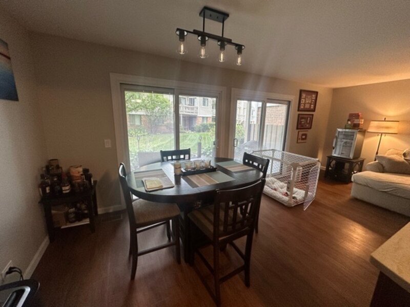 109 Sussex Circle Schaumburg IL 60193