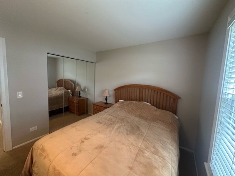 109 Sussex Circle Schaumburg IL 60193