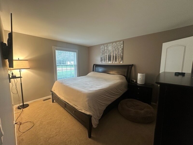 109 Sussex Circle Schaumburg IL 60193