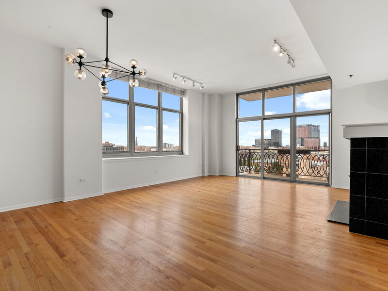 1201 W Adams Street Chicago IL 60607