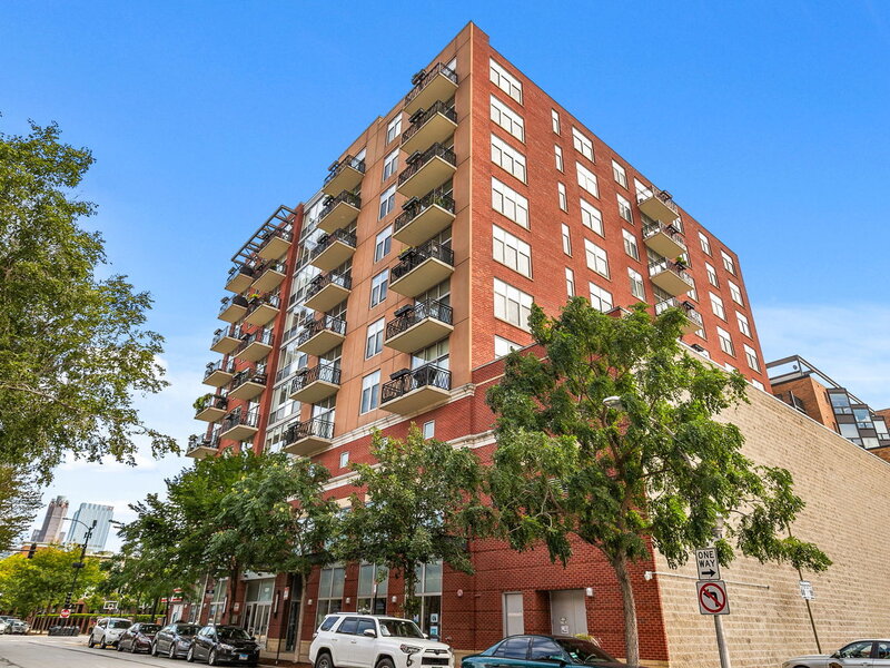 1201 W Adams Street Chicago IL 60607
