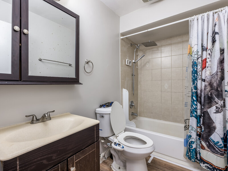 10429 Dearlove Road Glenview IL 60025