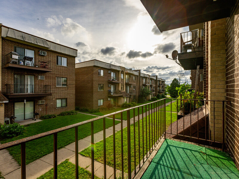 10429 Dearlove Road Glenview IL 60025