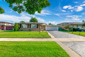 Photo of 7851 W Church Street Morton Grove IL 60053
