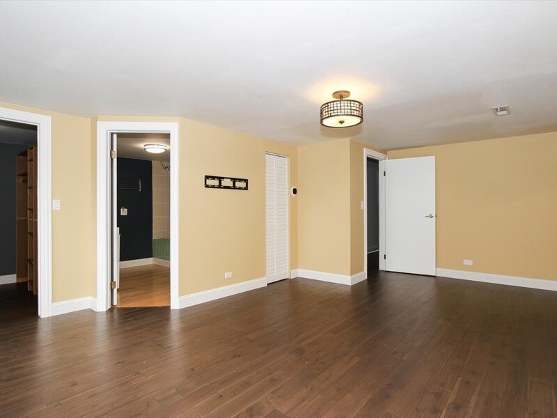 63 Fairway Road Lake Zurich IL 60047