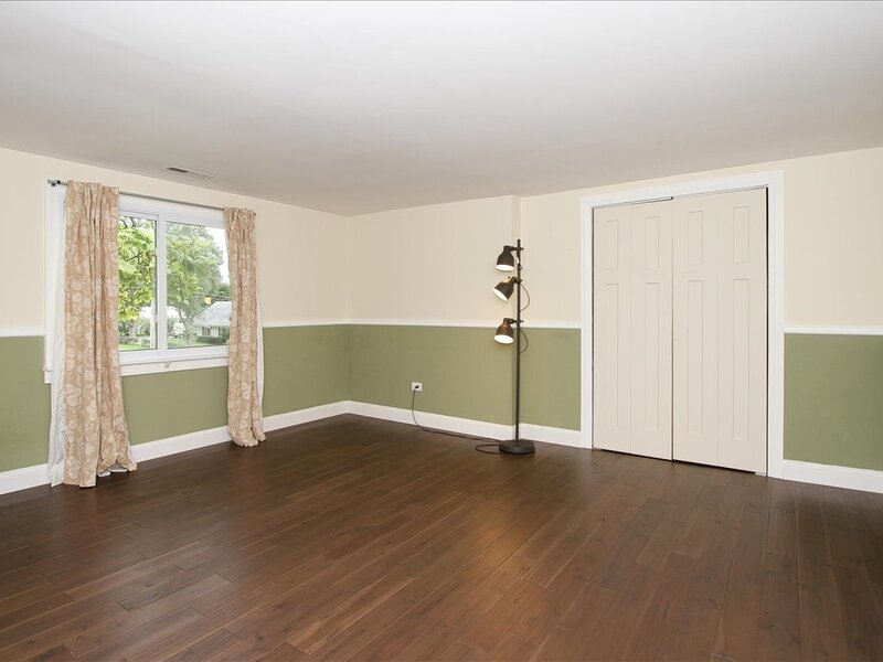 63 Fairway Road Lake Zurich IL 60047