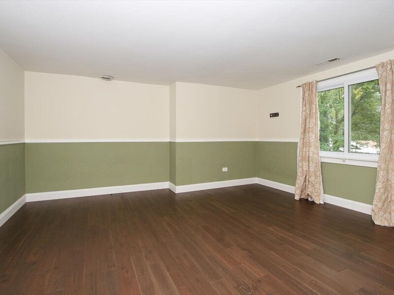 63 Fairway Road Lake Zurich IL 60047