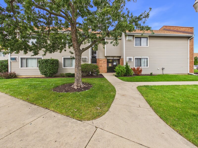 500 Bayside Drive Palatine IL 60074