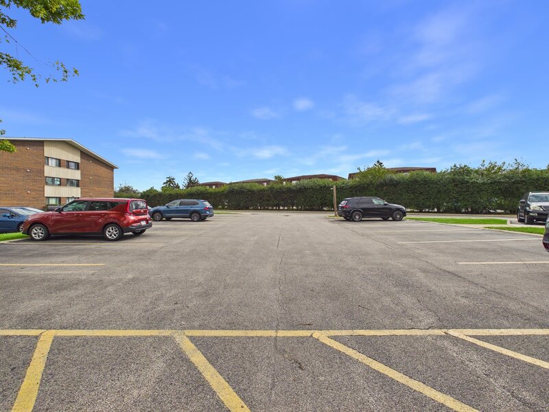500 Bayside Drive Palatine IL 60074