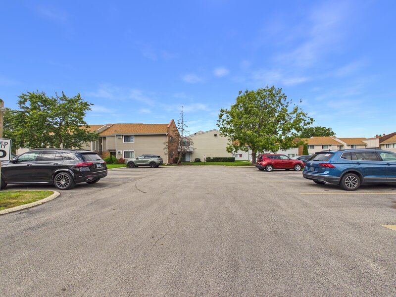 500 Bayside Drive Palatine IL 60074