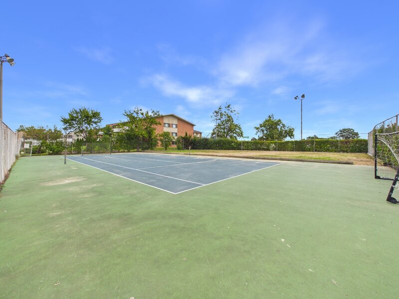 500 Bayside Drive Palatine IL 60074