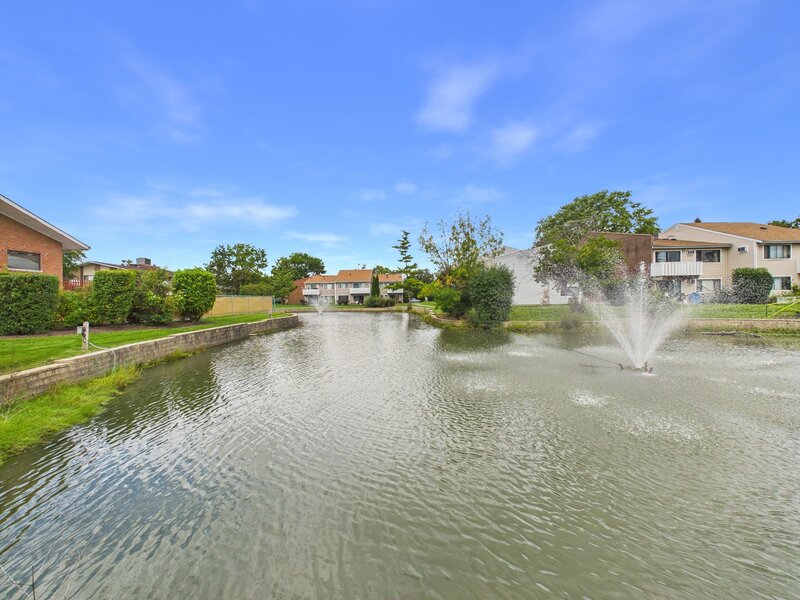 500 Bayside Drive Palatine IL 60074