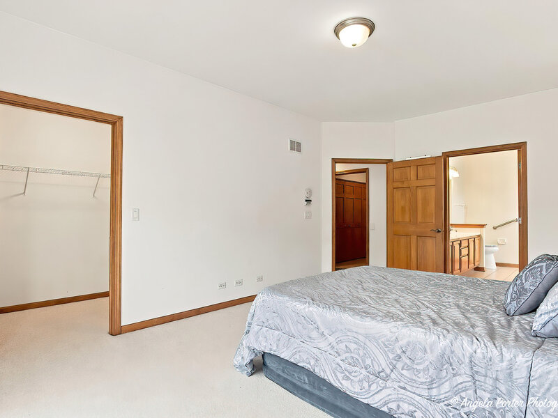 2231 Wilshire Court Grayslake IL 60030