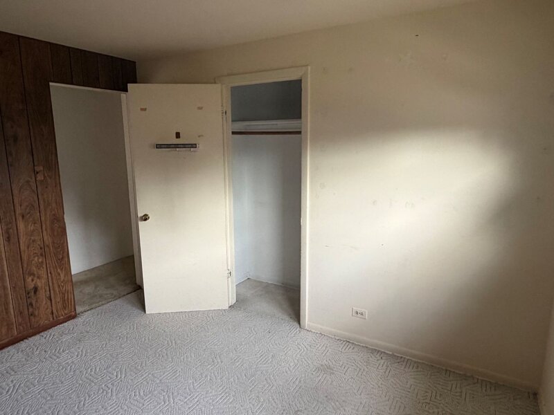 15239 Hamlin Avenue Midlothian IL 60445