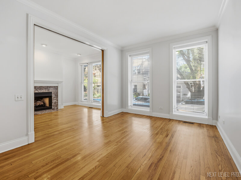 2013 W Concord Place Chicago IL 60647
