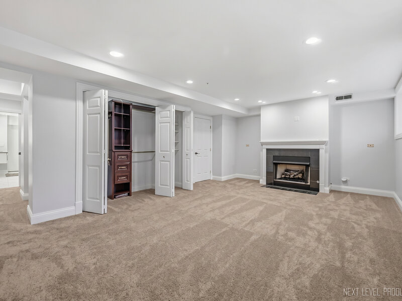 2013 W Concord Place Chicago IL 60647