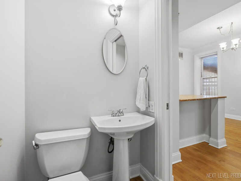 2013 W Concord Place Chicago IL 60647