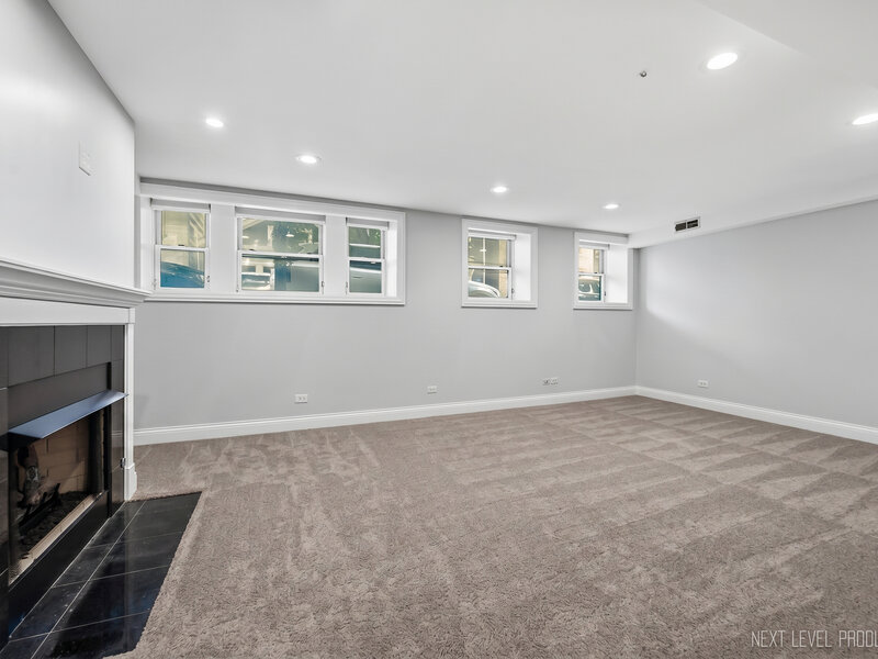 2013 W Concord Place Chicago IL 60647
