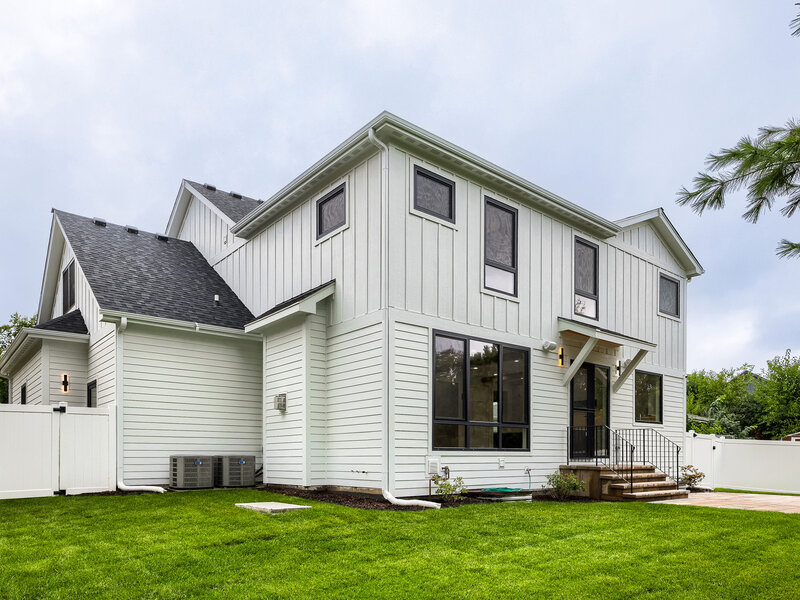 1515 N Fernandez Place Arlington Heights IL 60004