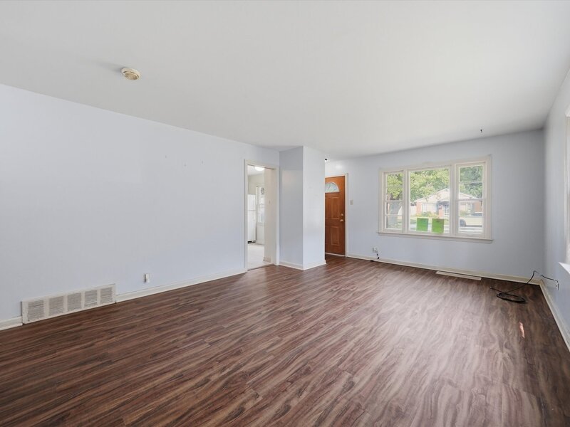 14840 Langley Avenue Dolton IL 60419