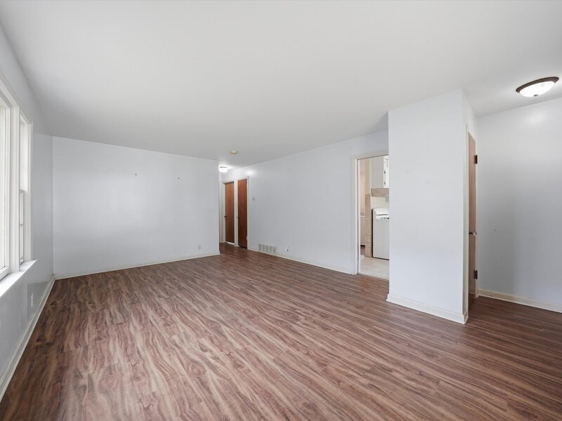 14840 Langley Avenue Dolton IL 60419