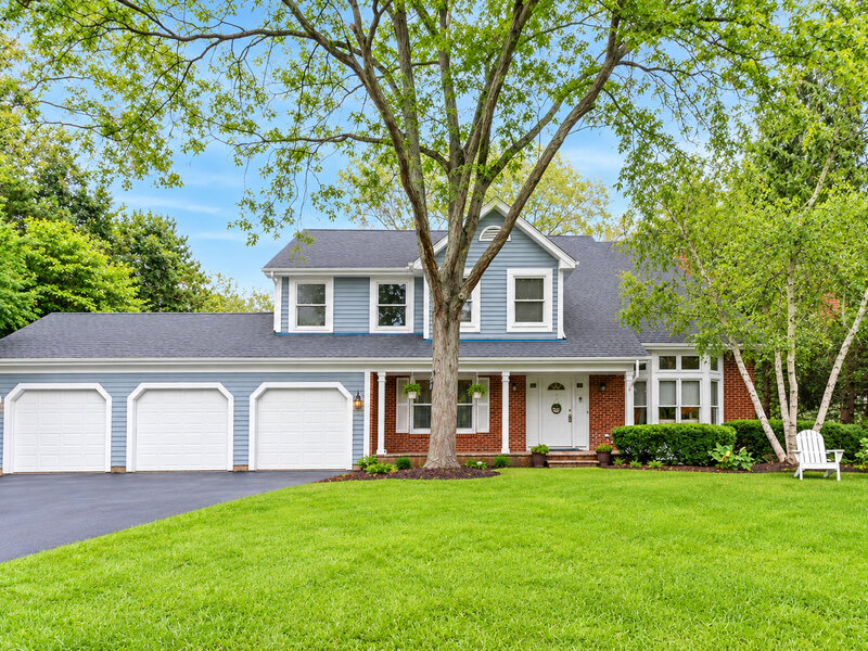 2140 Kenton Lane Green Oaks IL 60048