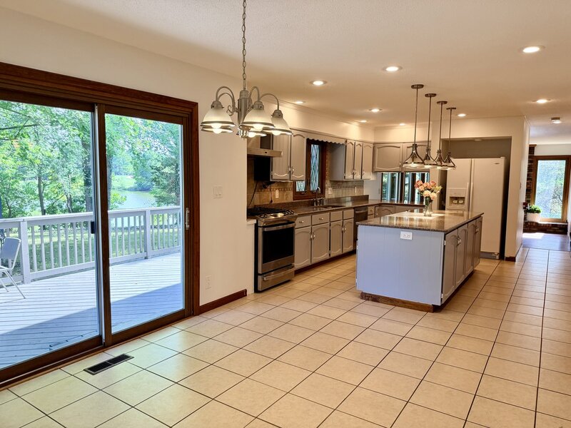 2004 Byrnebruk Drive Champaign IL 61822