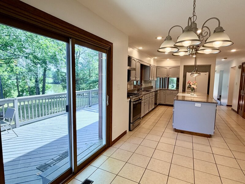 2004 Byrnebruk Drive Champaign IL 61822