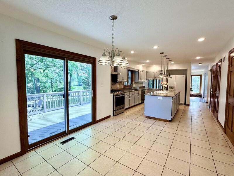 2004 Byrnebruk Drive Champaign IL 61822