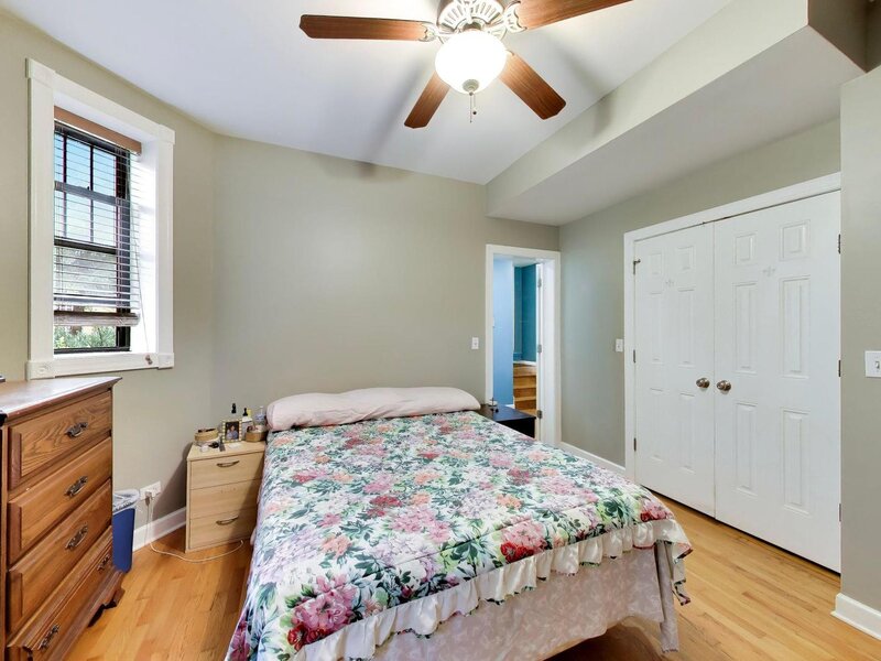 6442 N Leavitt Street Chicago IL 60645