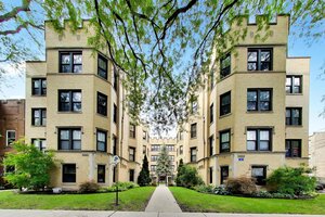 Photo of 6442 N Leavitt Street Chicago IL 60645