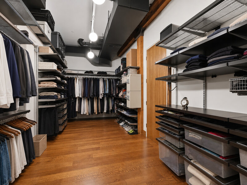 152 W Huron Street Chicago IL 60654