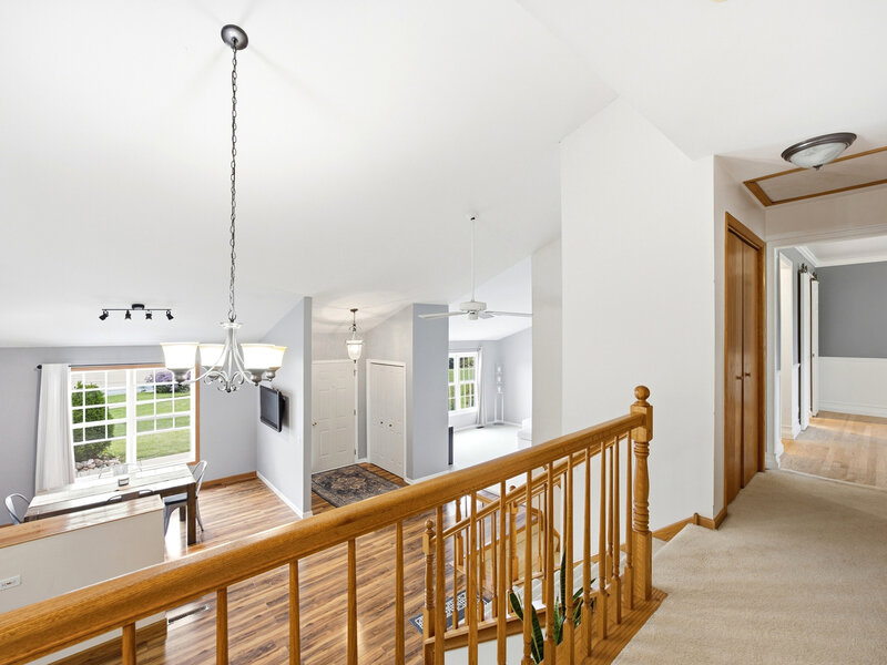 1266 Amber Court Woodstock IL 60098