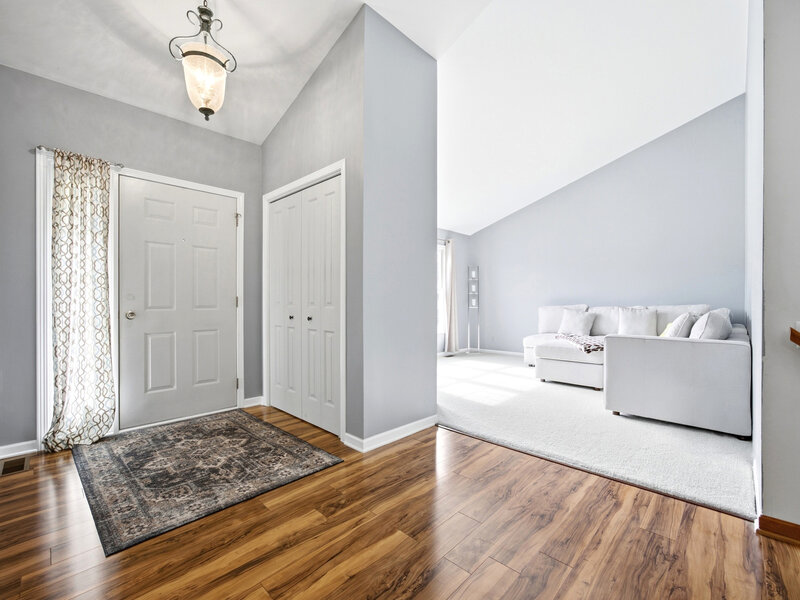 1266 Amber Court Woodstock IL 60098