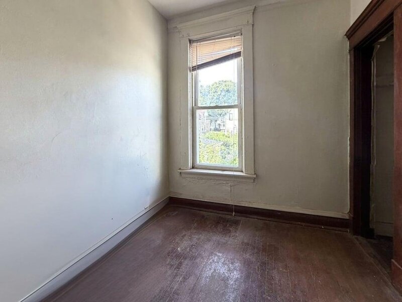 630 E 90th Place Chicago IL 60619