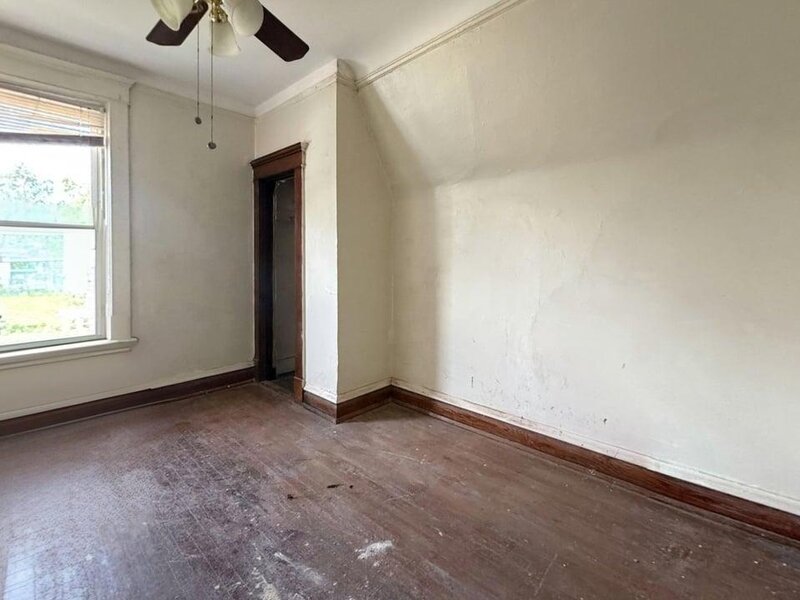 630 E 90th Place Chicago IL 60619