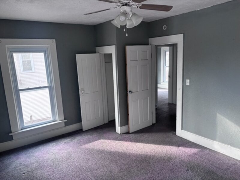 913 Vine Street Davenport IA 52804