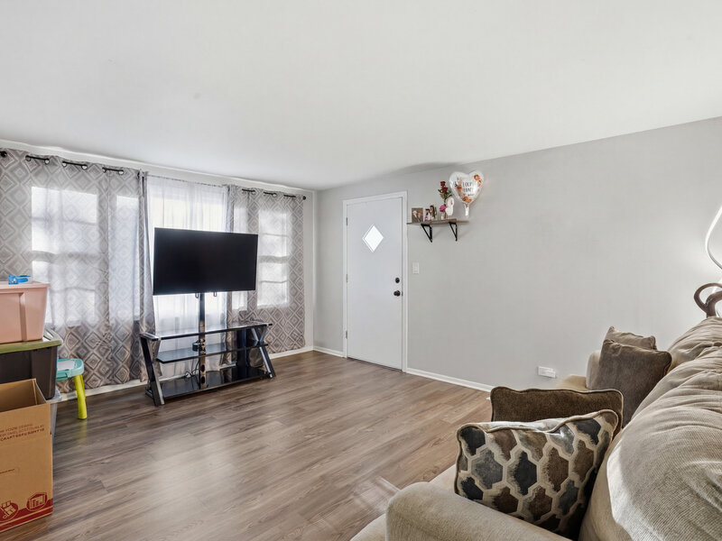 125 Bellevue Drive Round Lake Park IL 60073