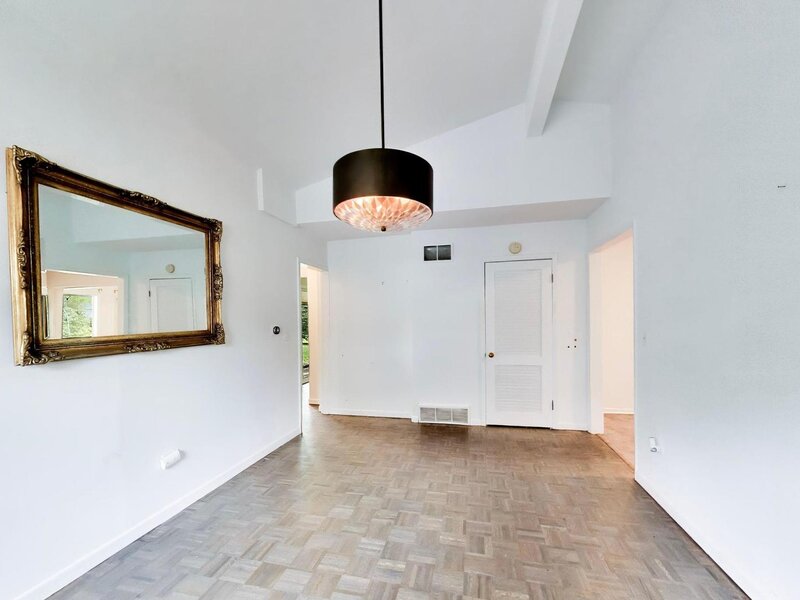 115 Lockerbie Lane Wilmette IL 60091