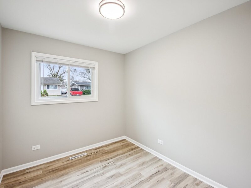 65 Della Street Crystal Lake IL 60014