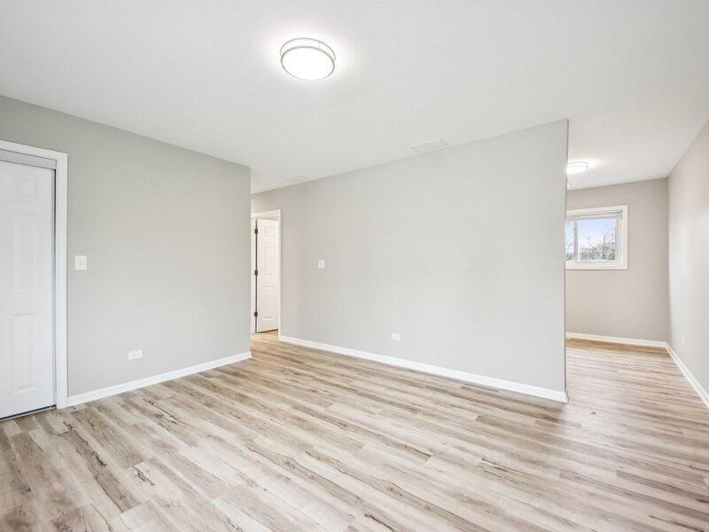 65 Della Street Crystal Lake IL 60014