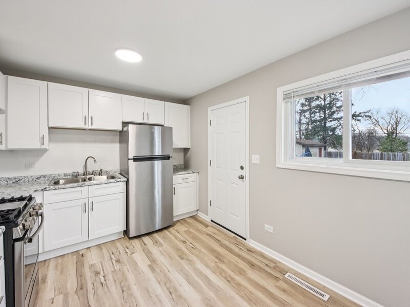 65 Della Street Crystal Lake IL 60014