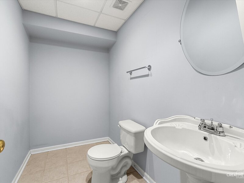 1990 Summerlin Drive Aurora IL 60503