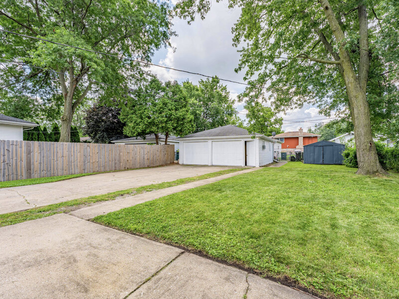 3445 Adams Street Lansing IL 60438